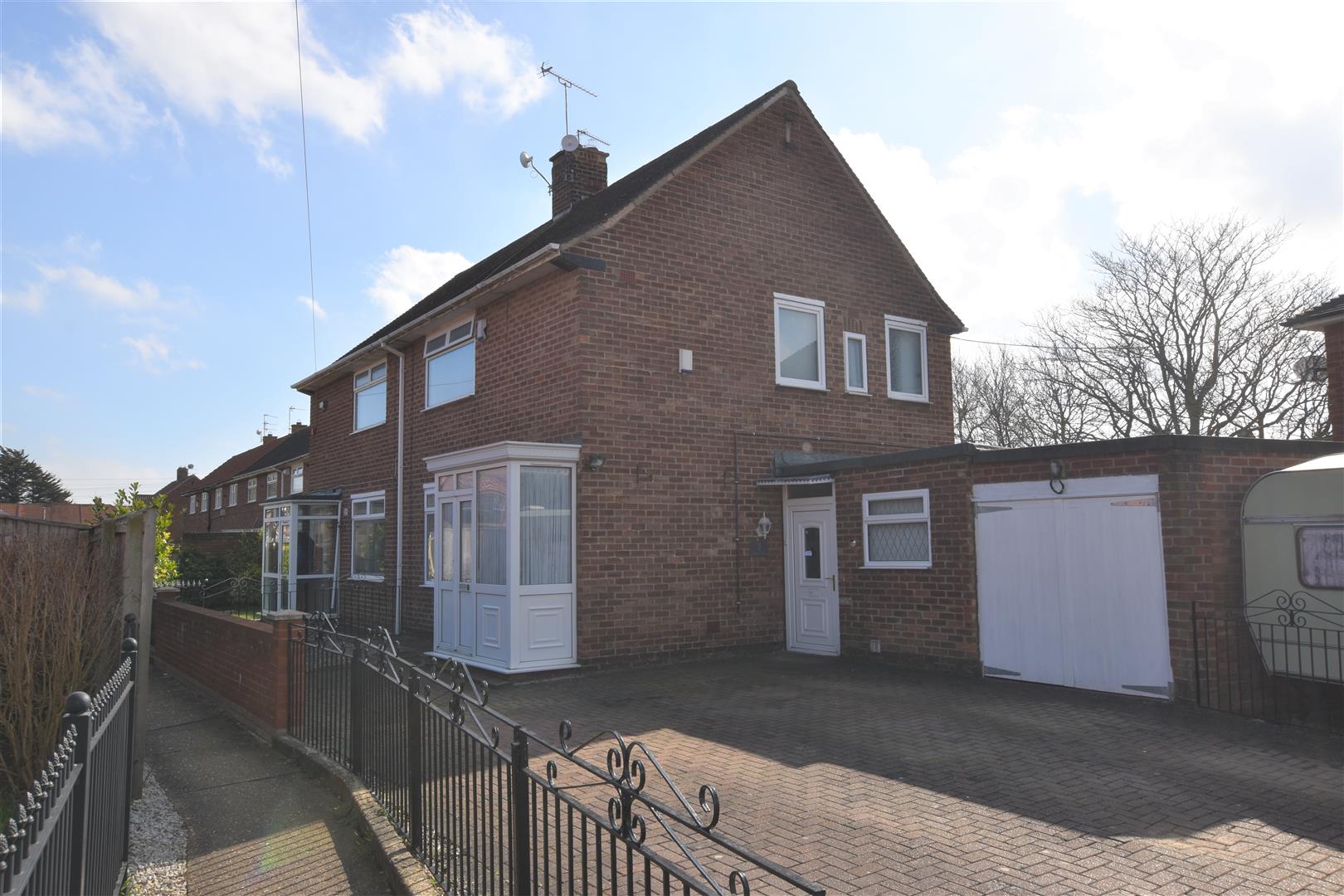 Leonards Hull Estate Agents Hull, Brough & East Riding